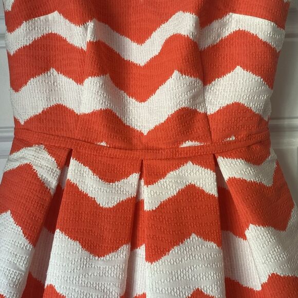 The Limited Coral and White Chevron Aline Dress Size 4 - Picture 3 of 10